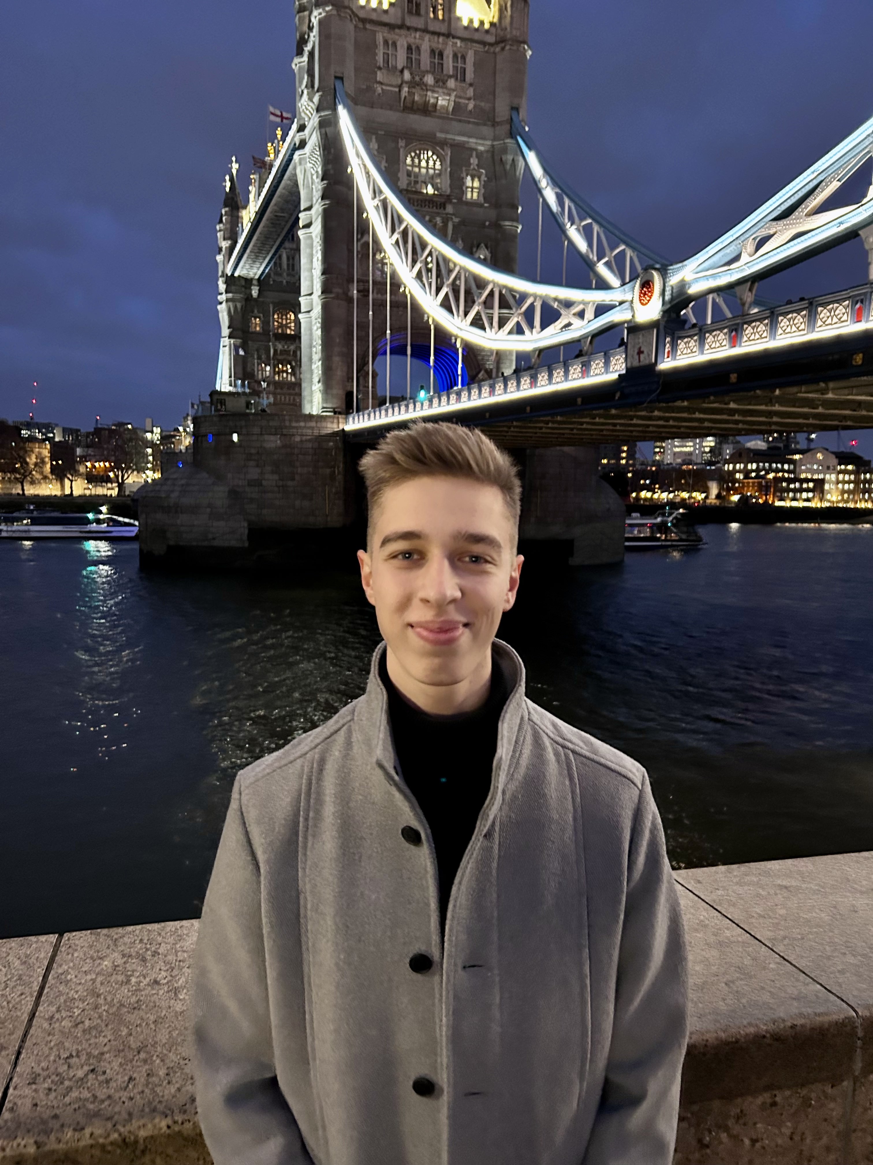 Simon Salaj Photo